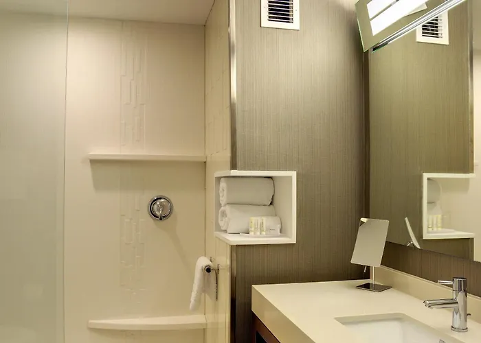 Courtyard By Marriott Osu Hotel 3*
