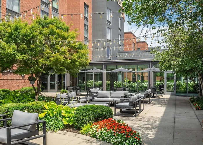 Courtyard By Marriott Osu Hotel