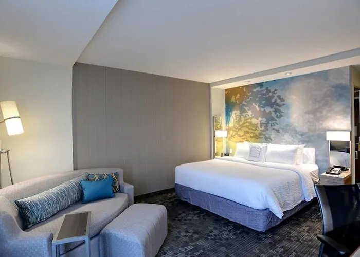 Courtyard By Marriott Osu Hotel