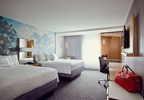 Courtyard By Marriott Osu Hotel Columbus